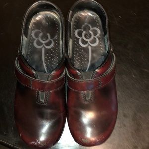 Sanita Women's Burgundy Mules